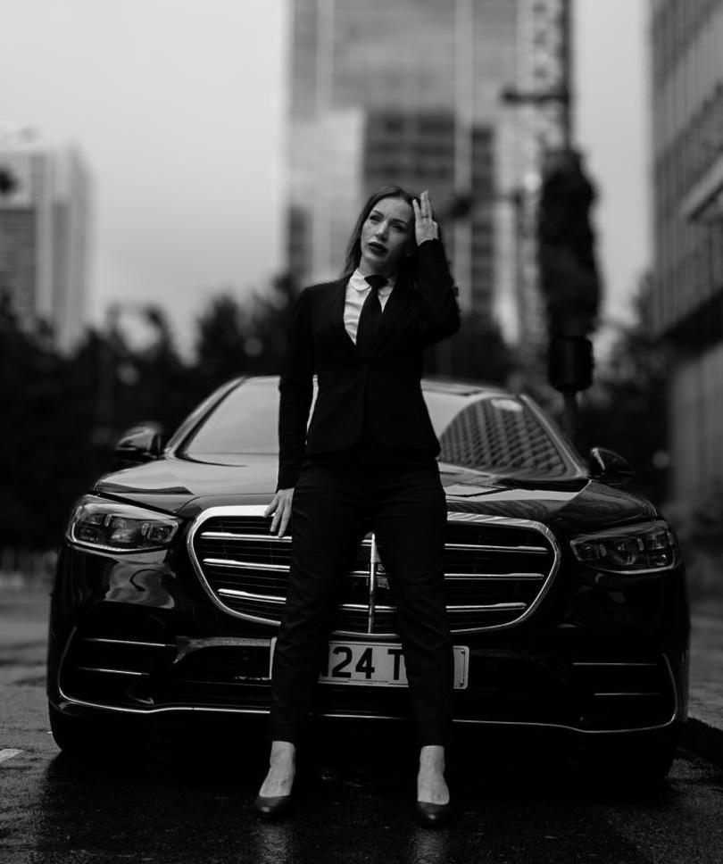 fff681da-6659-45cd-88f1-84562c70d2df | Royal Chauffeurs